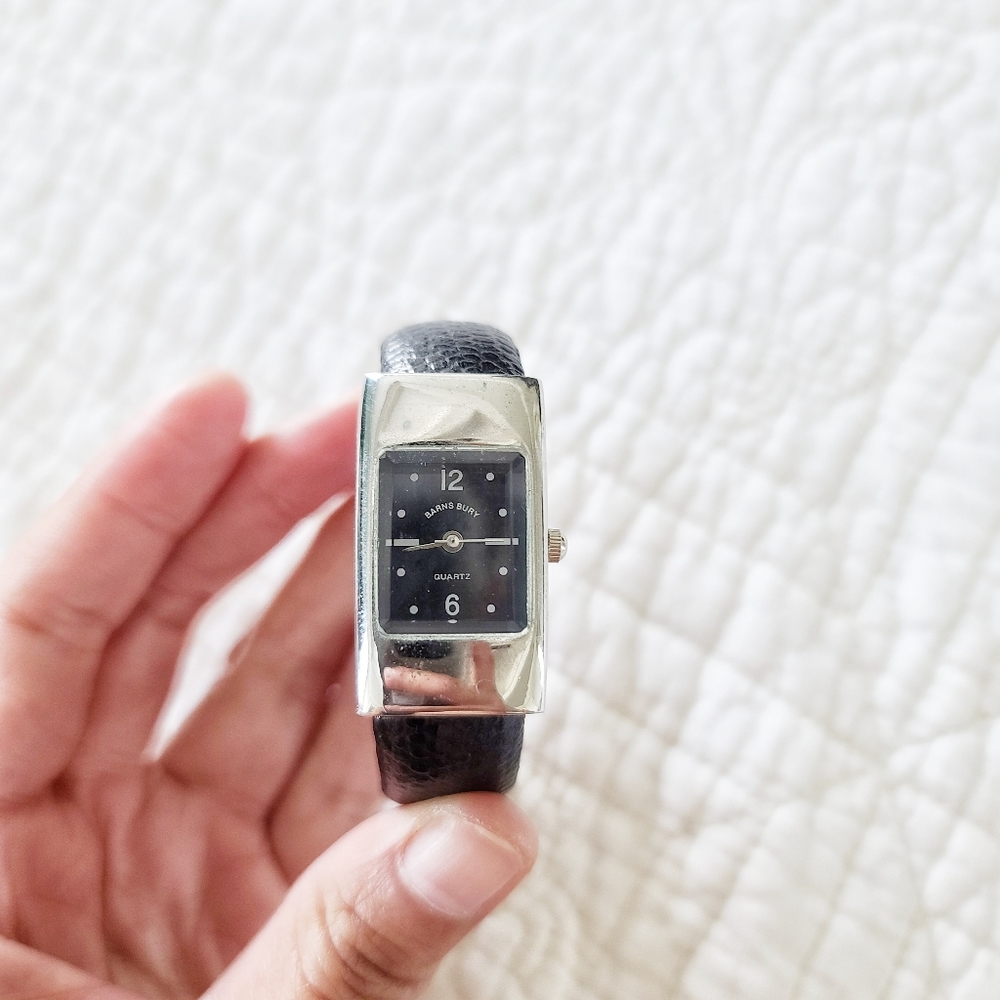 9/20 WATCH BLACK